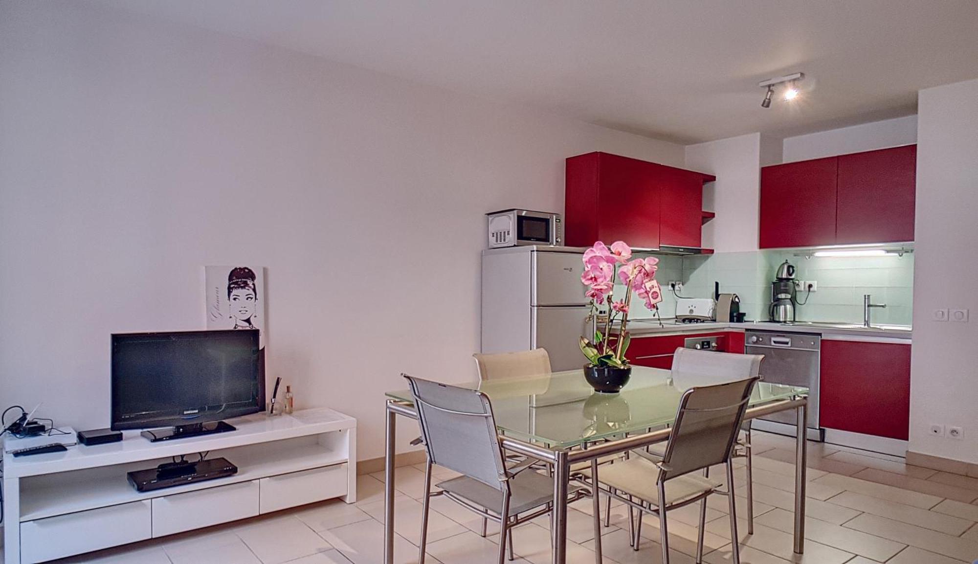 Tres Joli T3 Vieux Port Cannes Exterior photo